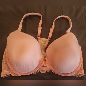 Victoria's Secret Peach Lace Bra